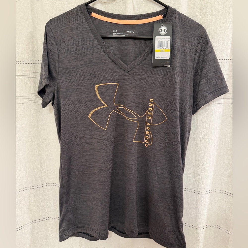 NWT Women's Under Armour Loose Fit Tshirt